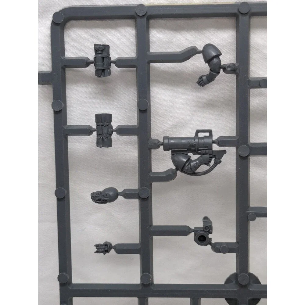 *Incomplete* Warhammer 40K Space Marine Scout Squad Sprue